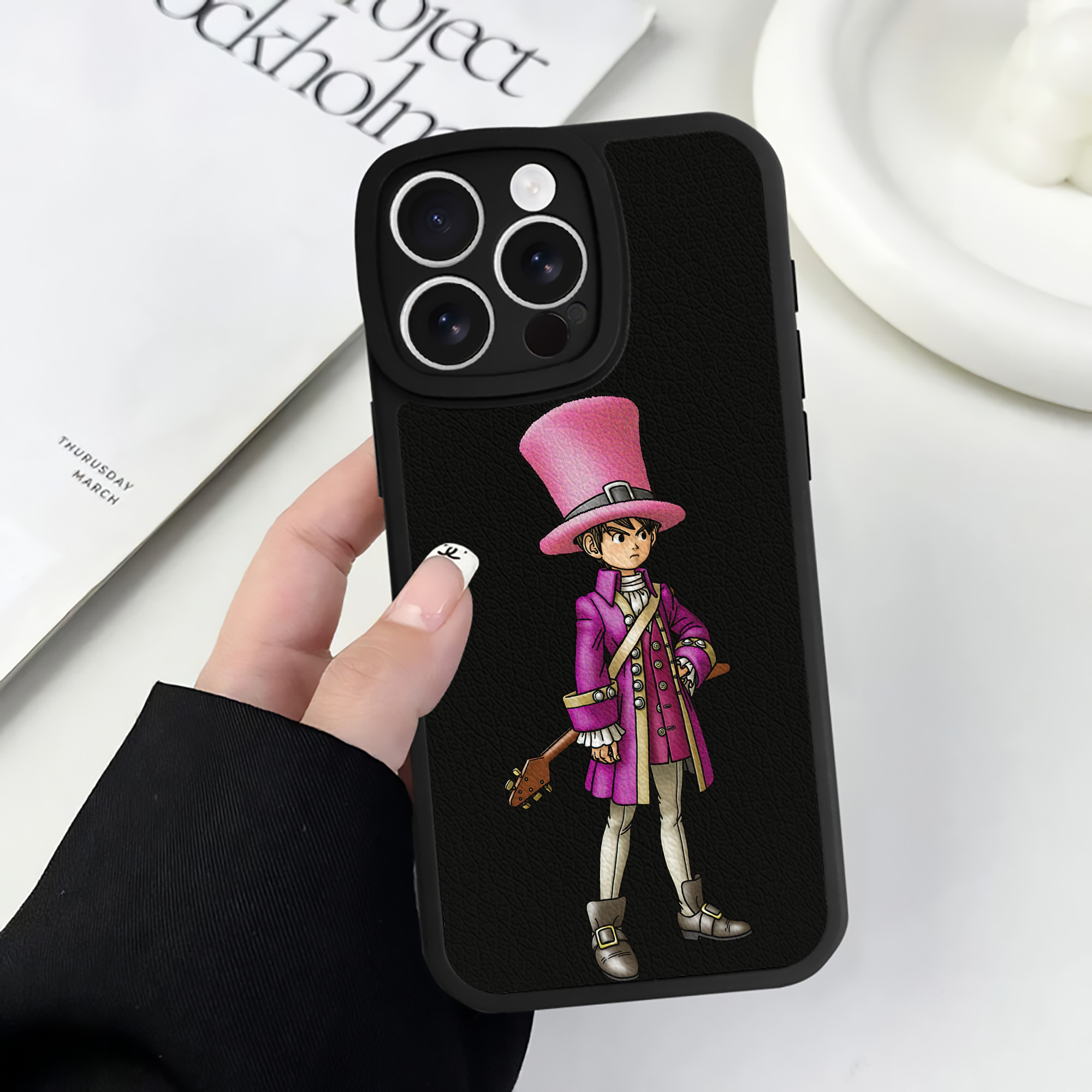 （画像用） ドラゴンクエスト Doragon Kuesuto Dragon Quest 【iPhone 16シリーズ対応】シリコンスマホケース（レザー調） 材質：シリコン
